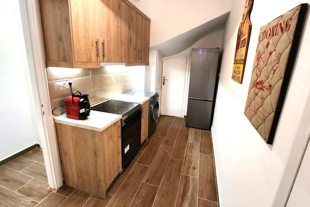 Gazi Apartment With Breakfast เอเธนส์ ภายนอก รูปภาพ